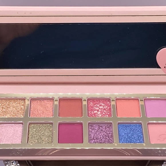 🍾❤️Host Pick❤️TOO FACED “Positively Playful Eye Shadow Palette” - Picture 2 of 13